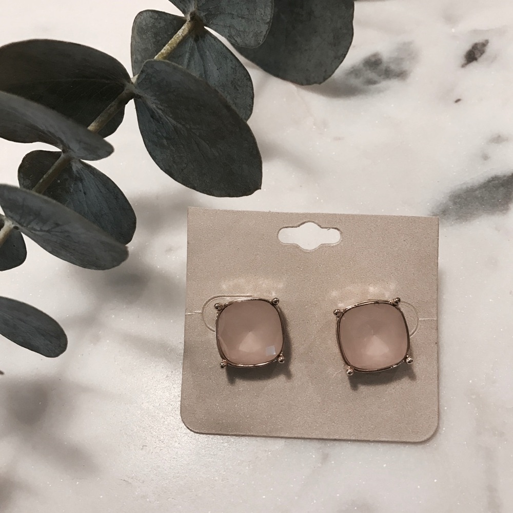 🌷Pink Opal Earrings